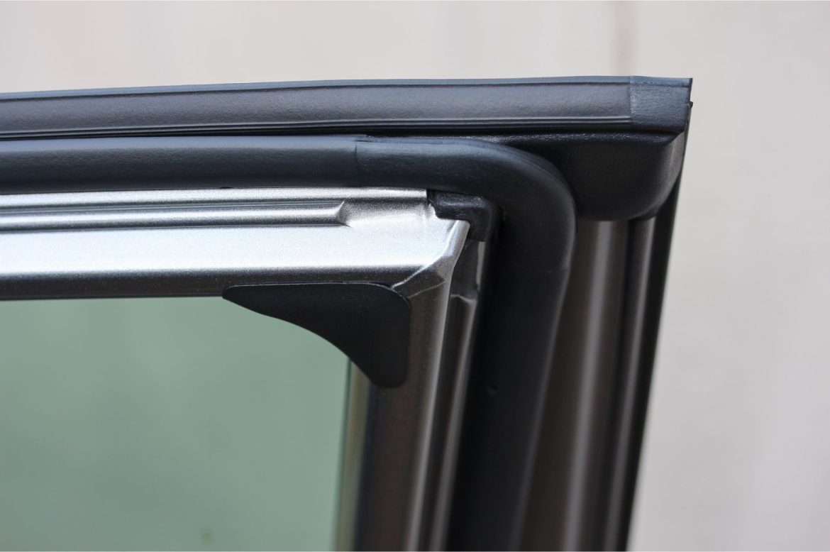 sellado-puerta-auto